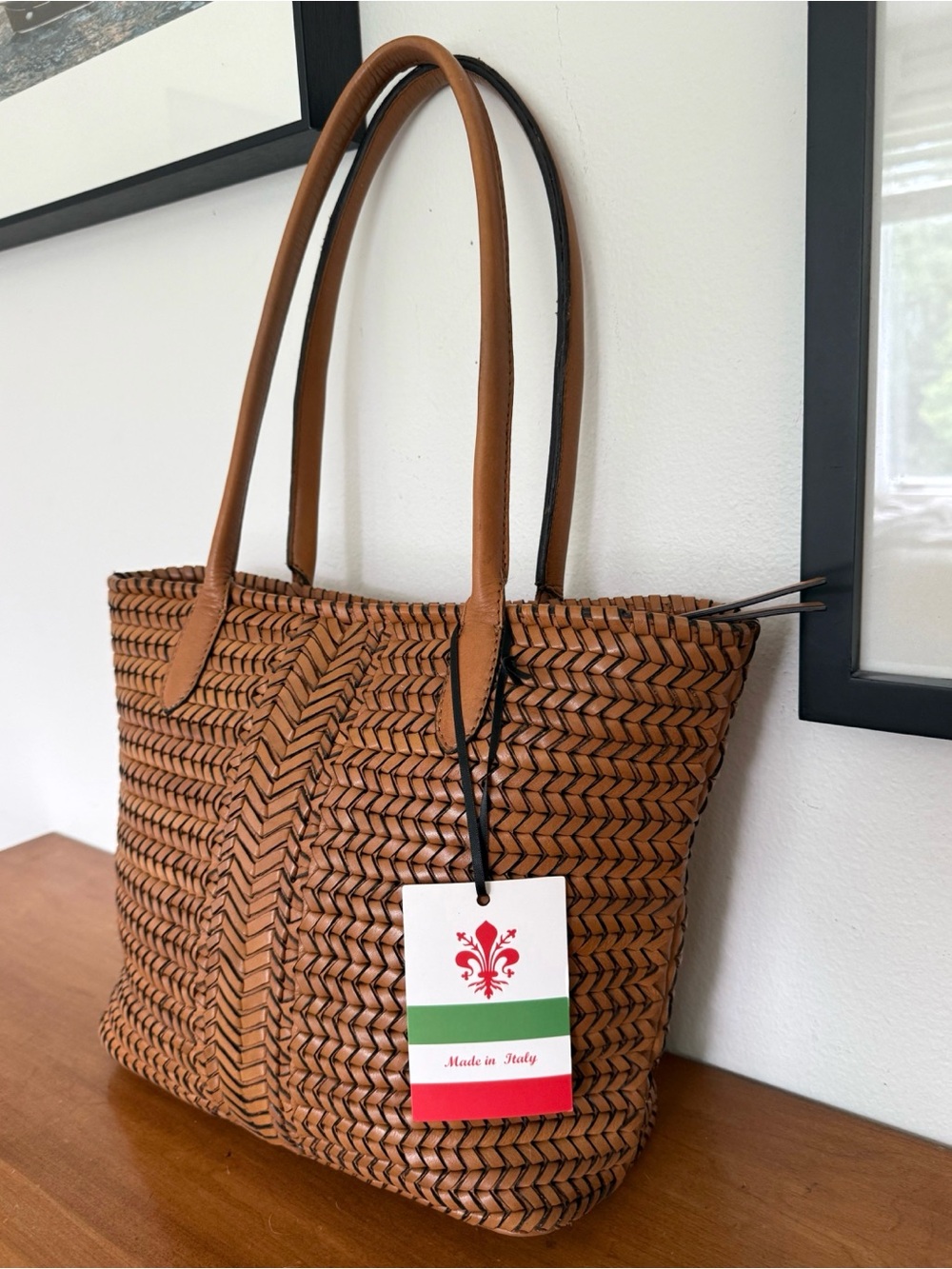New Made in Italy Woven Leather Shoulder Tote Bag in Cognac Brown - Picture 3 of 9